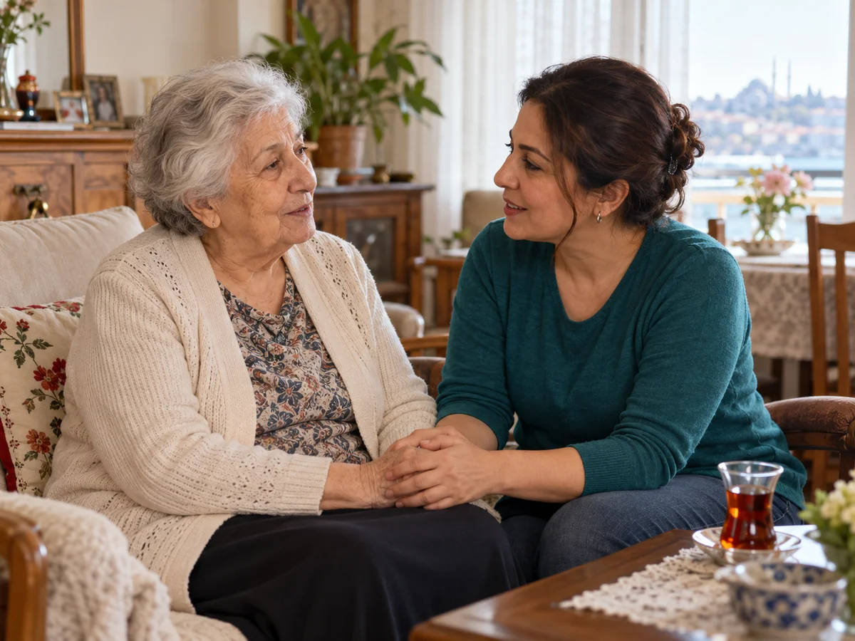 Ev ortamında yaşlı bir kadına eşlik eden bakıcının temsili görseli