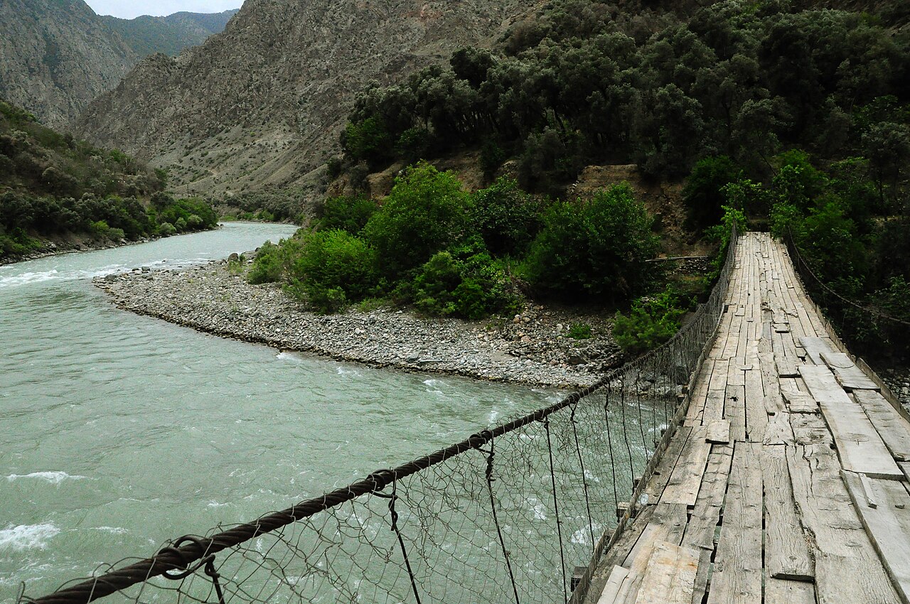 Artvin · Çoruh Vadisi görünümü
