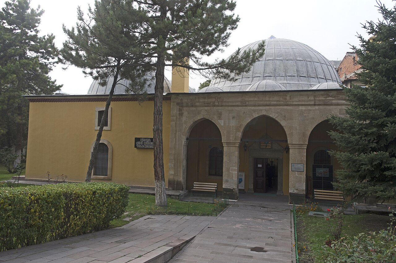 Kütahya · Çini Müzesi — Kütahya